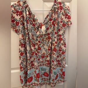 🎇LC Lauren Conrad Red and Green Floral Top